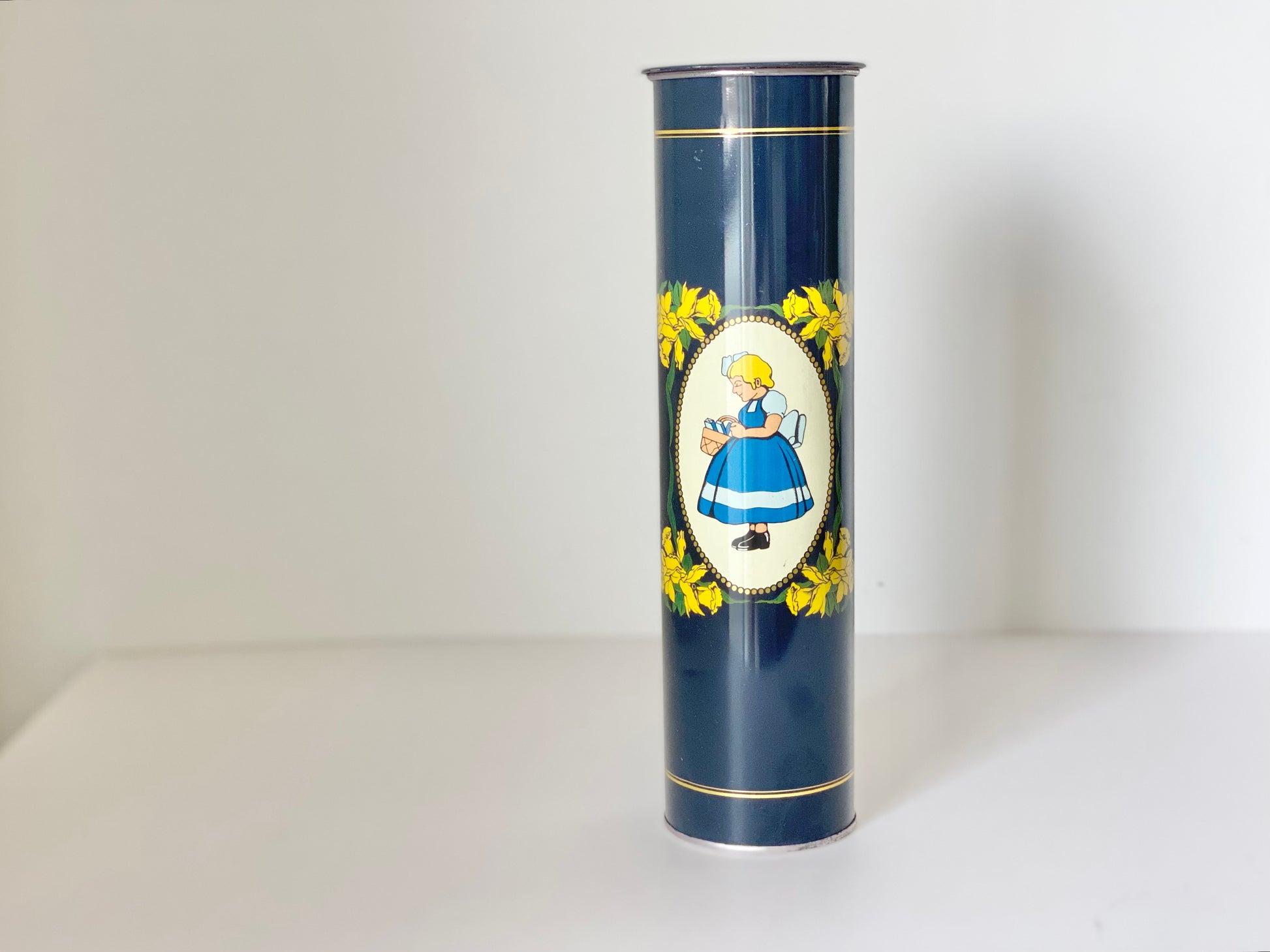 Irma | イヤマ ヴィンテージ缶 no.2 – Scandinapan Irma | イヤマ ヴィンテージ缶 no.2 – Scandinapan